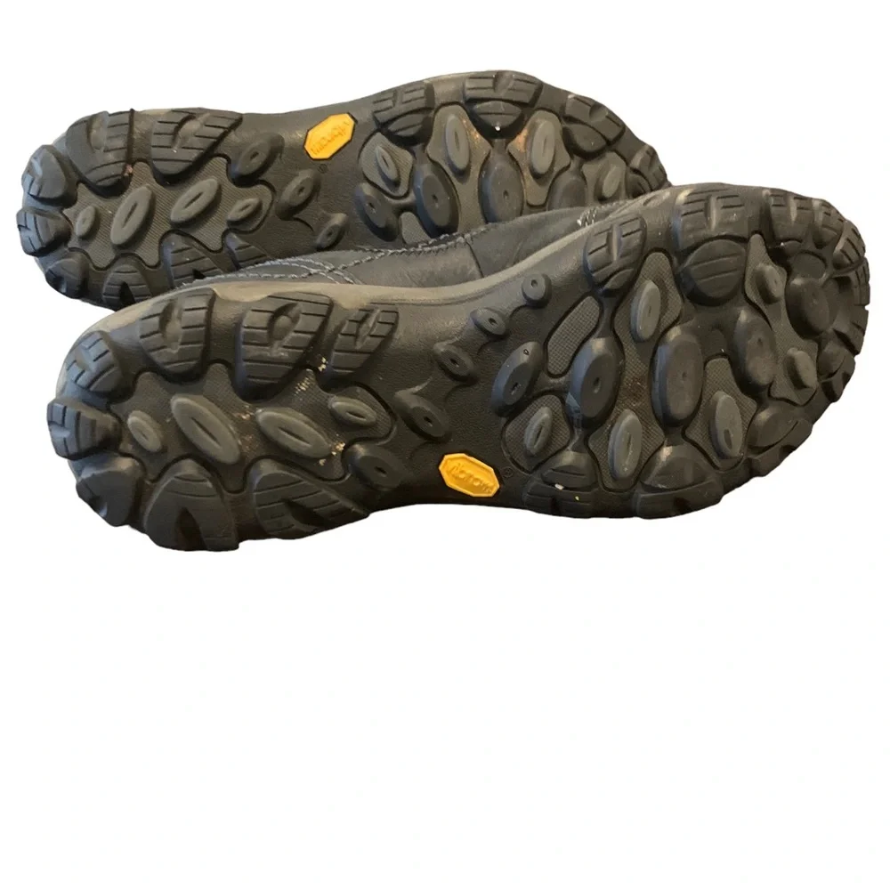 Men’s Vibram Leather Shoes Size 9